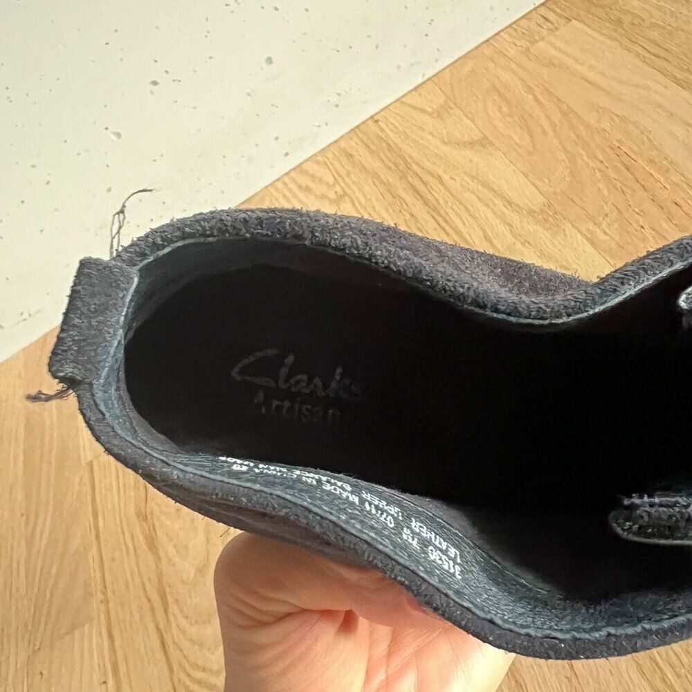 Clarks Artisan Leyden Bell‎ black suede lace-up low block heel ankle bootie 7M - Picture 8 of 9